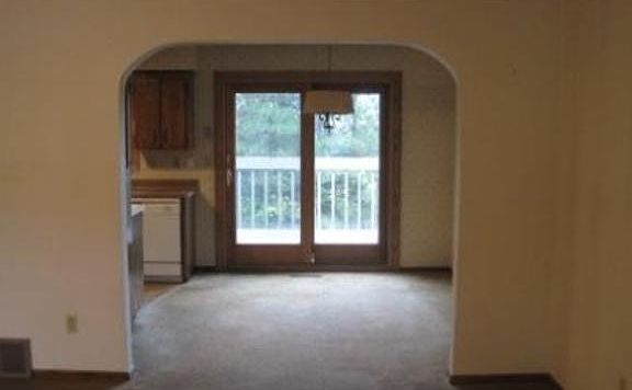 4th image of 5502 Feather Ct