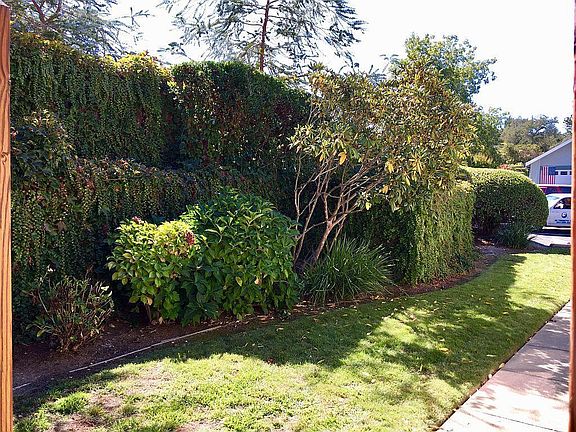 3rd image of 431 Lockewood Ln
