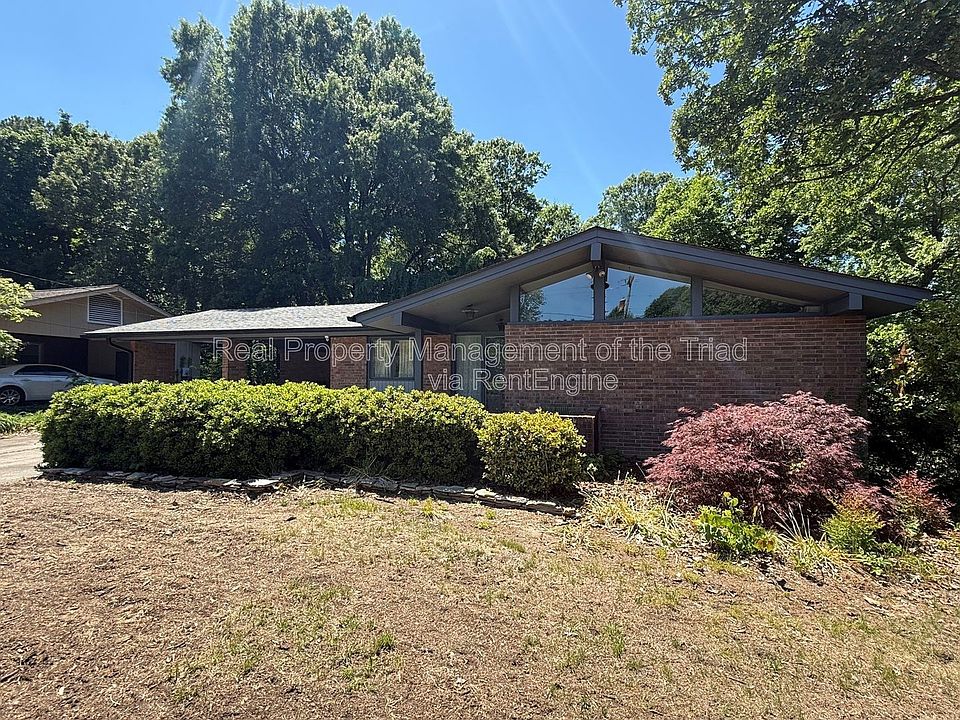 1st image of 1507 Pinehurst Dr
