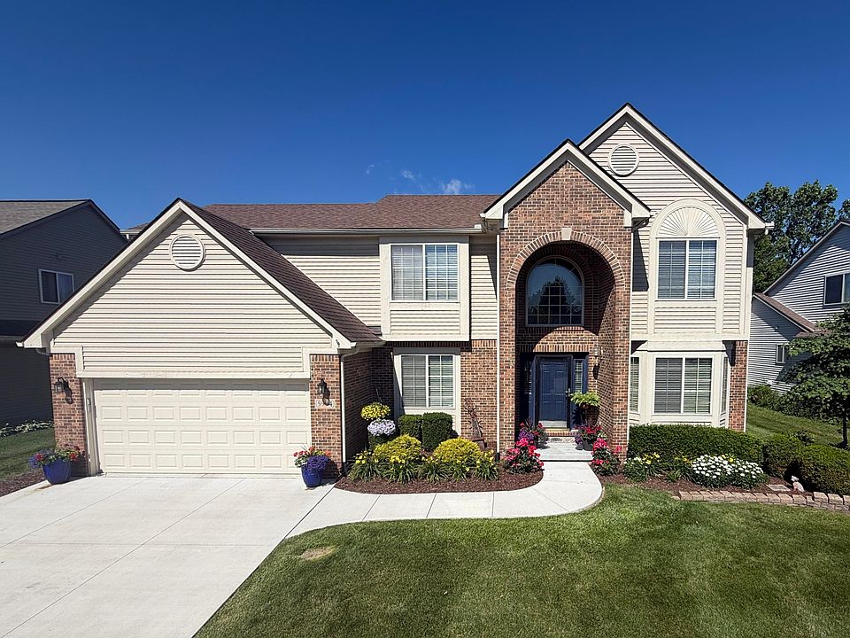 1st image of 5994 Cedar Ridge Dr