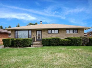 4118 Rabbit Run Dr, Brooklyn, OH 44144