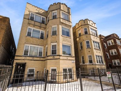 6331 N Francisco Ave #A, Chicago, IL, 60659