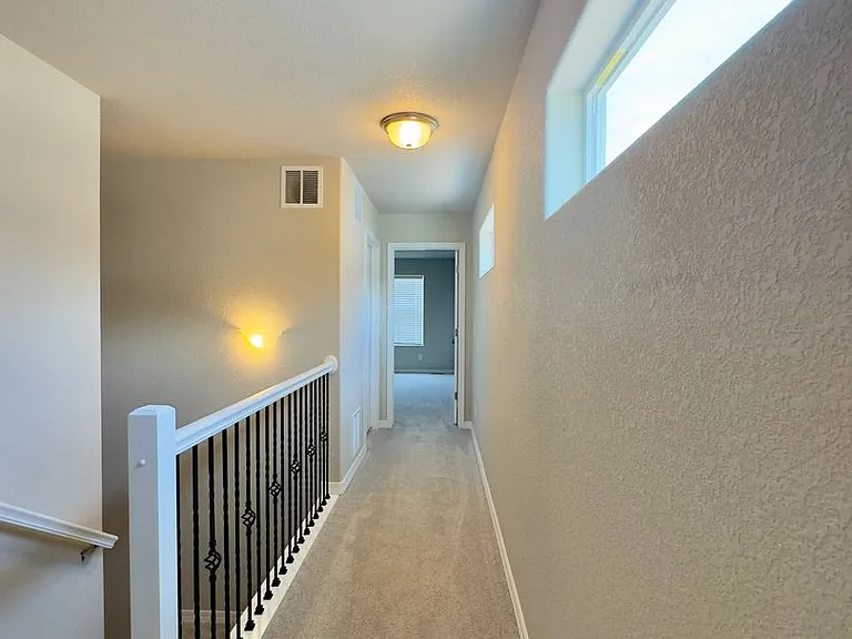 6063 Magma Hts — Photo 8