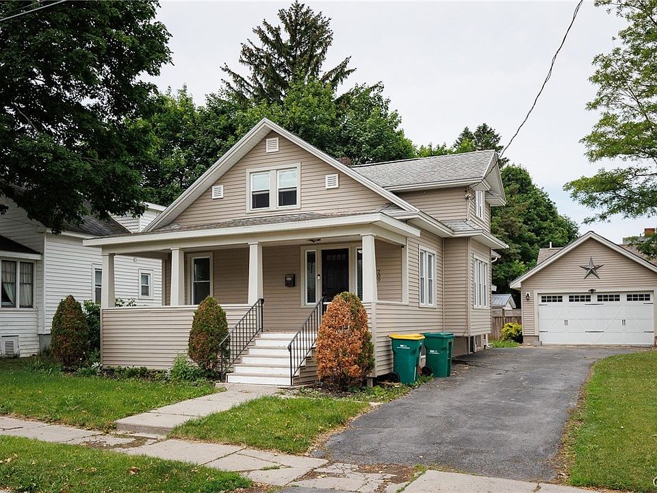 1st image of 709 Lansing St