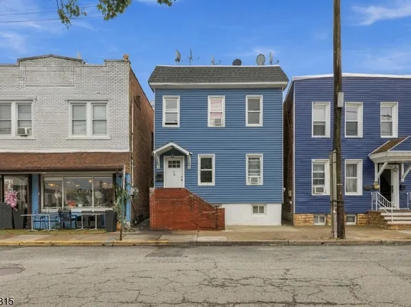 19 Summer St, Lodi Boro, NJ 07644