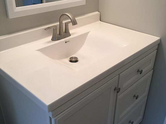 5th image of 18 Manor Dr