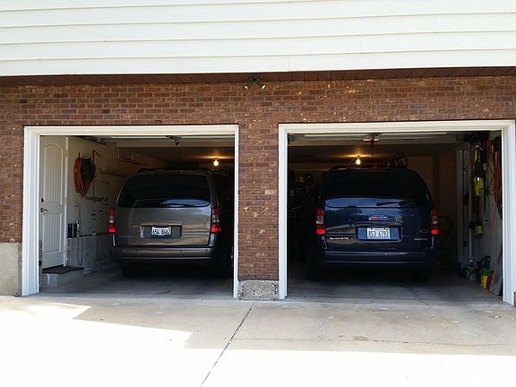 4th image of 6313 Lake Shore Dr