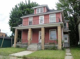 2207 Mead St, Racine, WI 53403