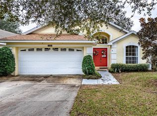 10404 Stonepark Dr, Leesburg, FL 34788