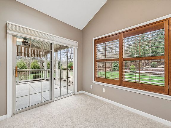 5th image of 5034 Dana Dr