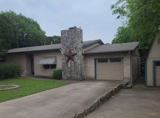 1109 Spanish Trail Dr, Granbury, TX 76048