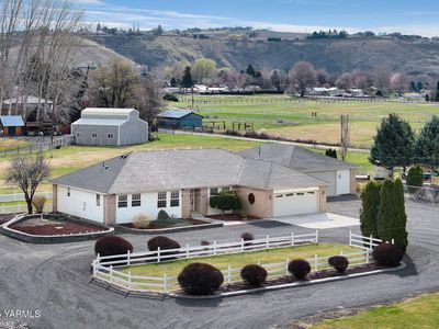 581 Old Naches Hwy, Yakima, WA, 98908