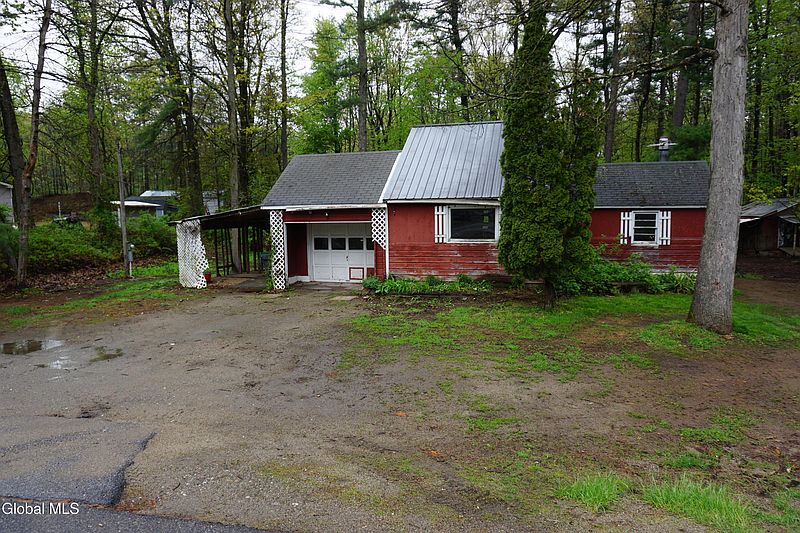 3rd image of 8 Scout Road