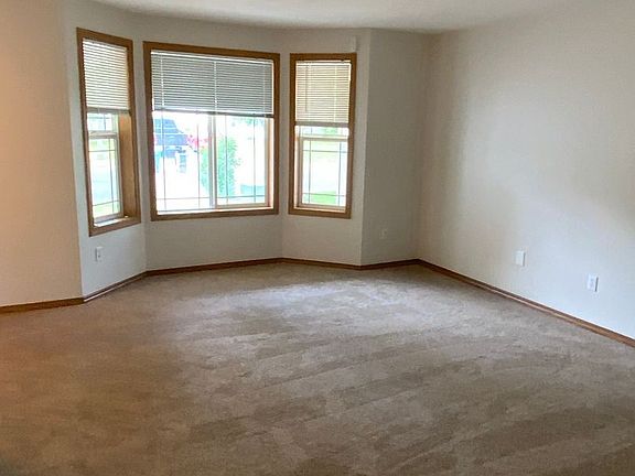 4th image of 12924 NE 55th St