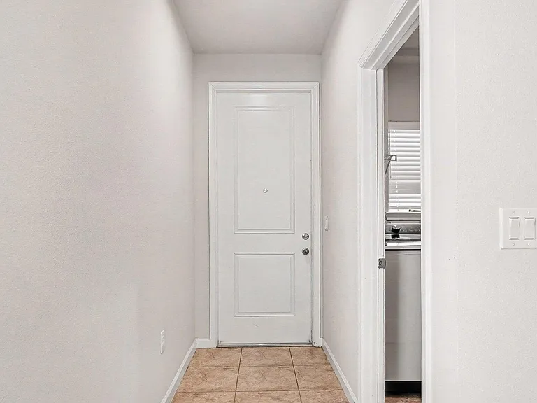 11325 Streamsong Dr — Photo 8