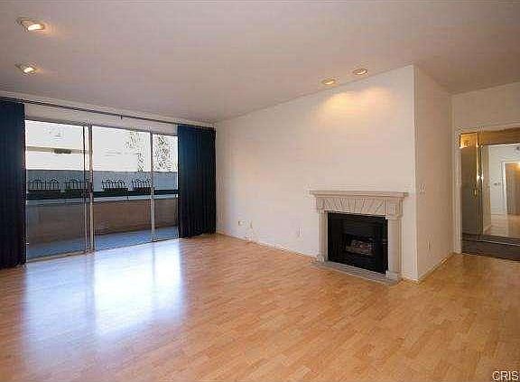 4th image of 11225 Peach Grove St Unit 106