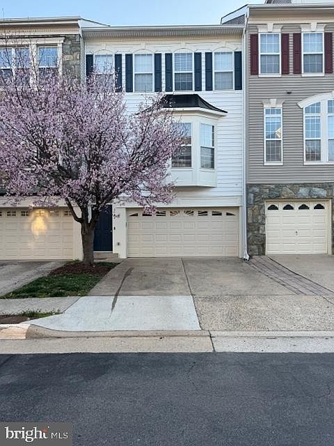 2nd image of 2104 Capstone Cir