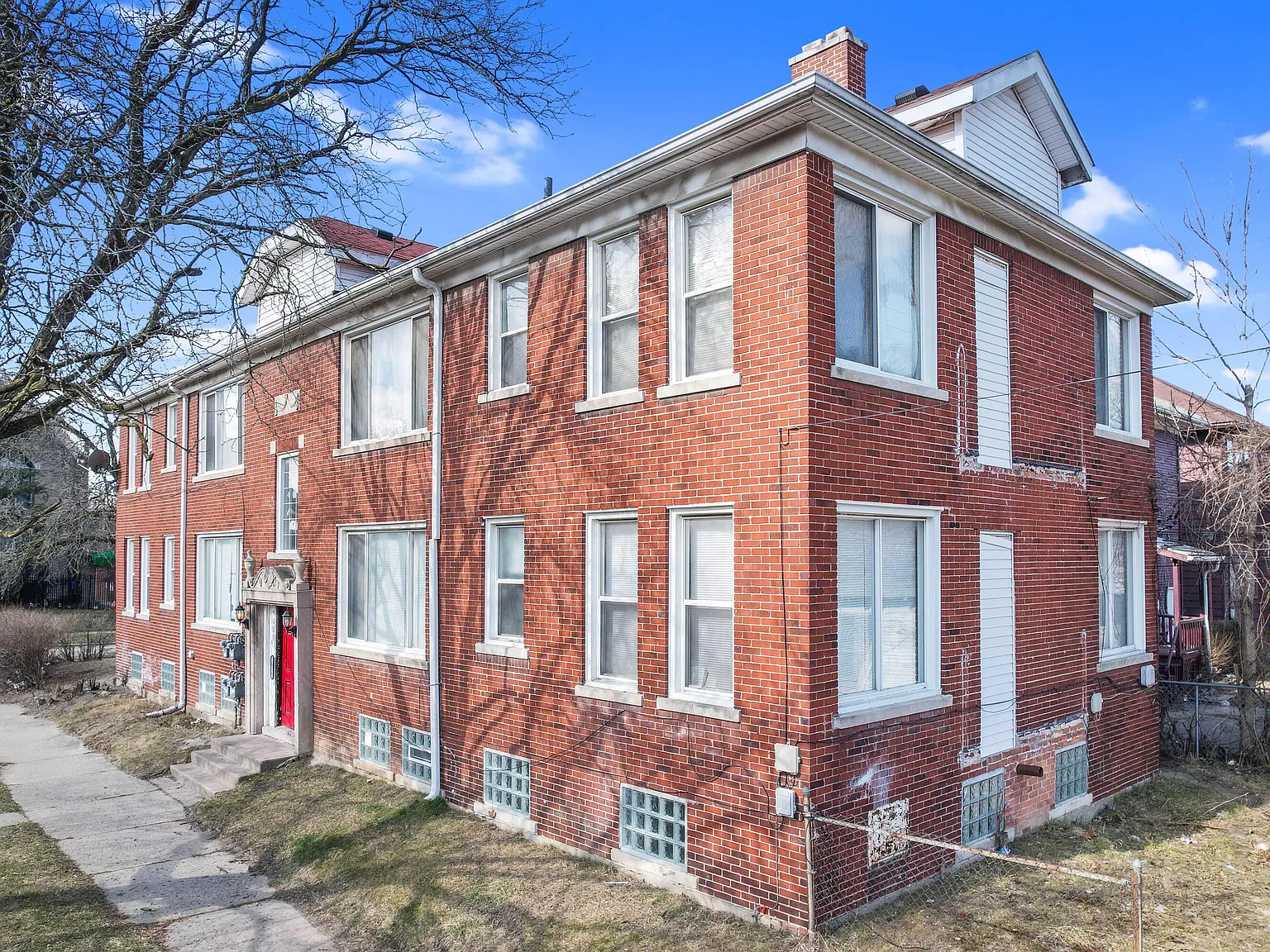 2 bed, 1.0 bath, 910 sqft, $900 — Photo 4