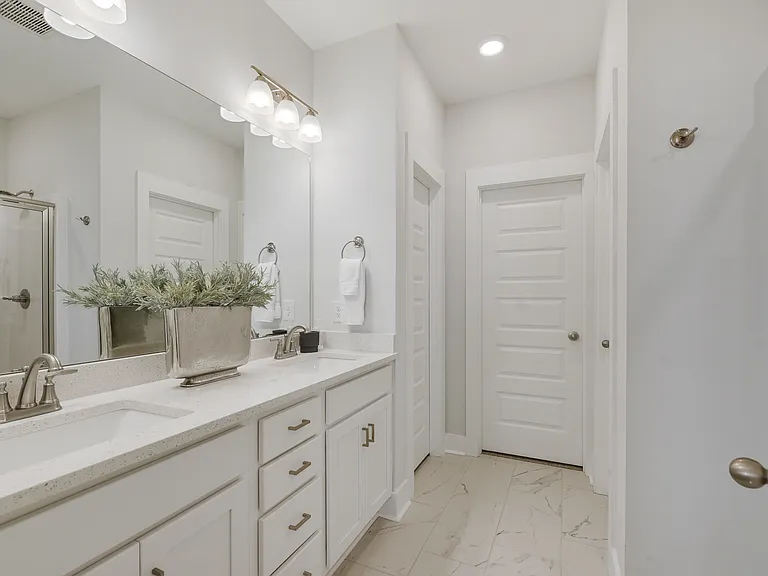131 Weller Ln — Photo 17