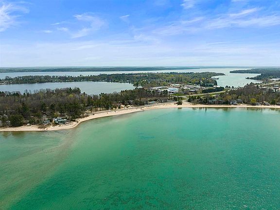 5th image of 8827 N Bayshore Dr