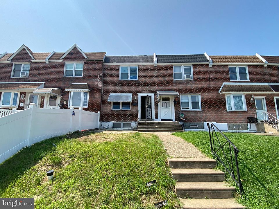 1st image of 2138 Devereaux Ave