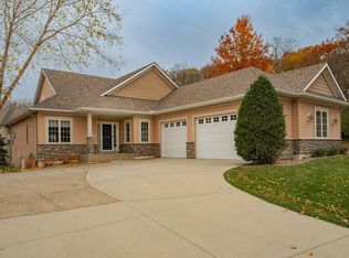 1598 Salem Ct SW, Rochester, MN 55902