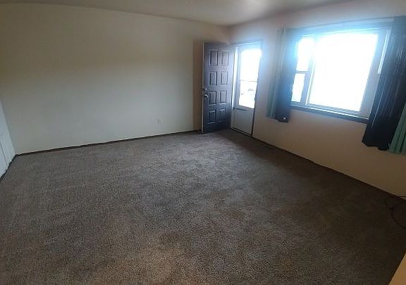 3rd image of 2546 9th Ave N