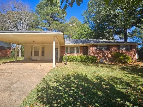 203 Southern St, Senatobia, MS 38668