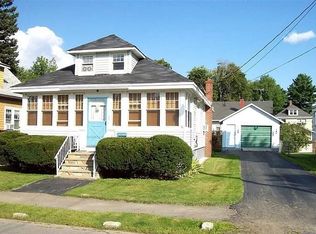 35 Elizabeth Ave, Bangor, ME 04401