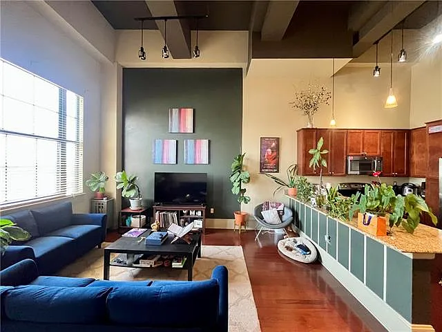 1 bed, 1.0 bath, 617 sqft, $1,675 — Photo 4