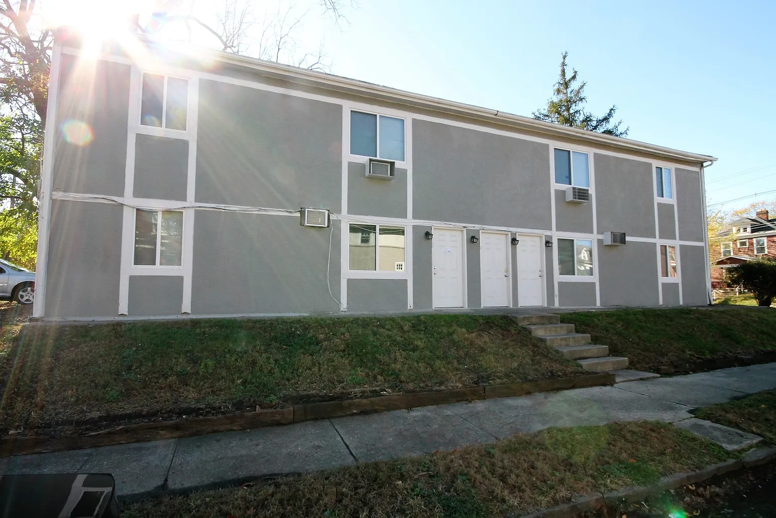 2320 N 4th St APT 1 photo 1