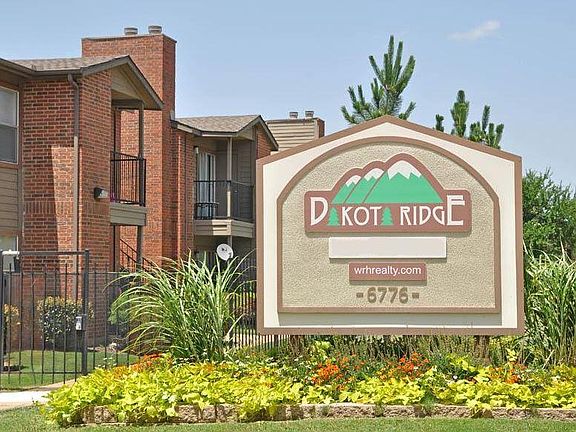 3rd image of 6776 Westcreek Dr #1014
