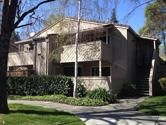 1st image of 647 Yolo Ct