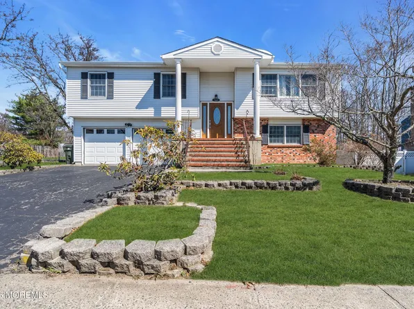 50 Virginia Drive, Howell, NJ 07731