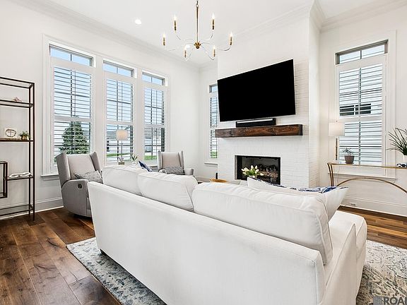 5th image of 4944 Crestfield Way