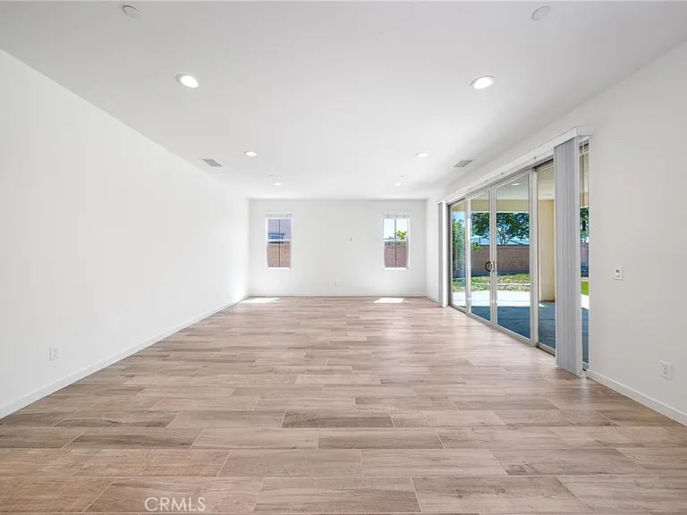 3103 Masterpiece St — Photo 10