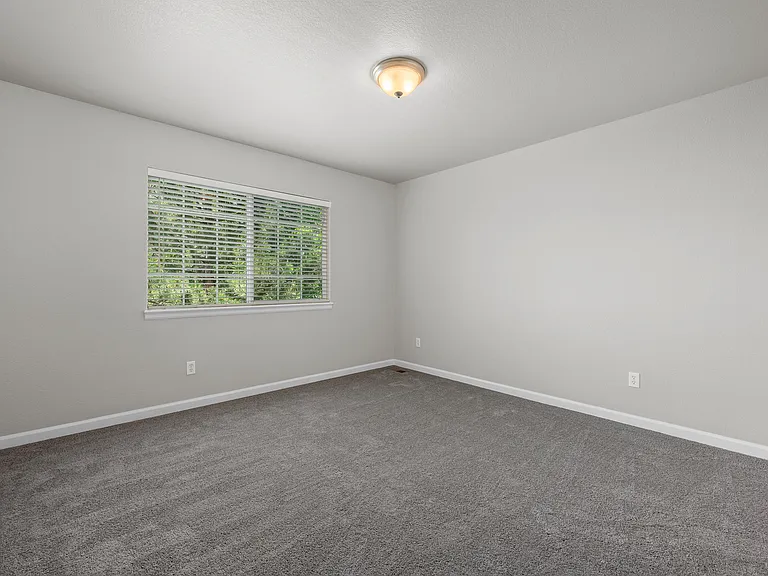Guest Bedroom 1