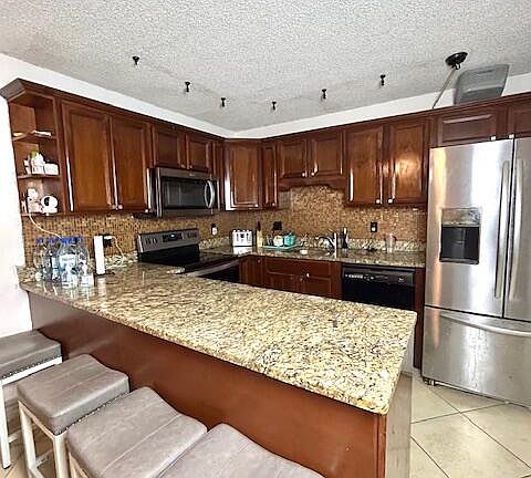 5th image of 2832 SW 12th Street