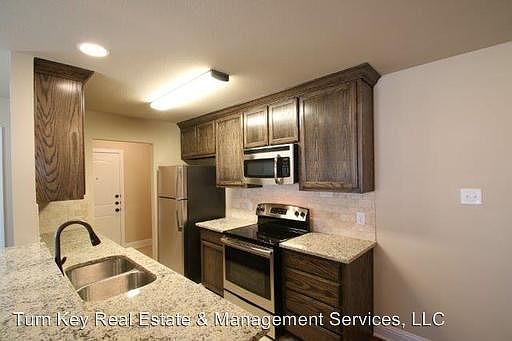 2nd image of 3108 Francis Dr