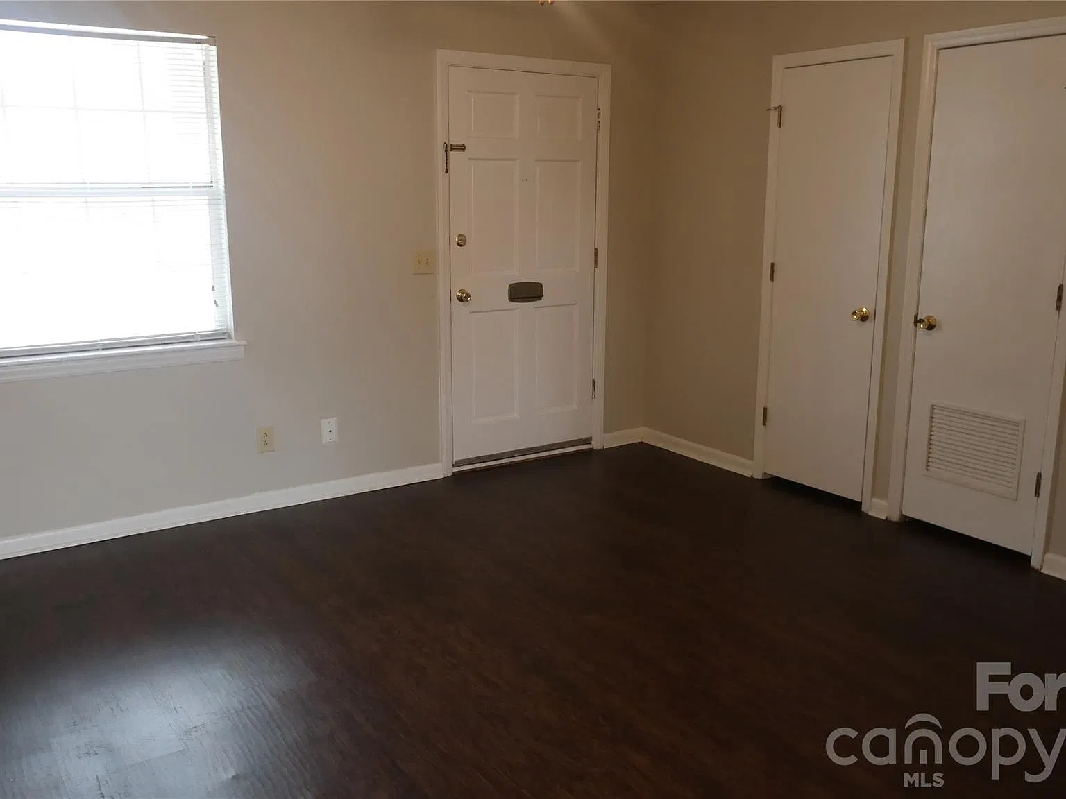 2 bed, 2.0 bath, $900 — Photo 4