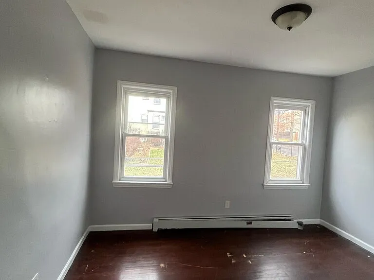 102 Grumman Ave #1 — Photo 5