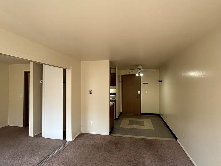 5035 15th Ave N #E-208 — Photo 3