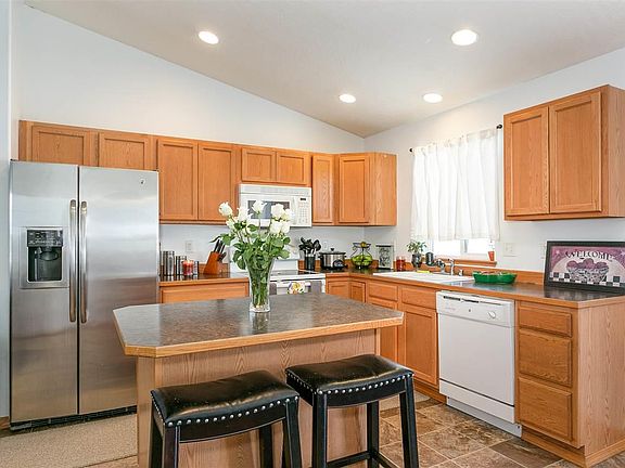 4th image of 4601 Catalonia Dr