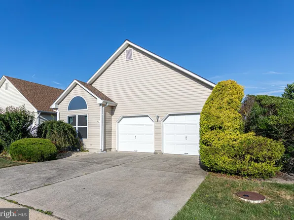 24 Lookout Dr, Manahawkin, NJ 08050