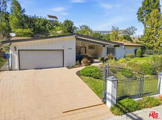 20209 Wells Dr, Woodland Hills, CA 91364