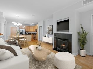 1155 Ford Rd APT 213, Saint Louis Park, MN 55426