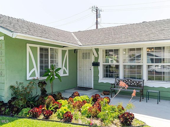 3rd image of 20410 Septo St