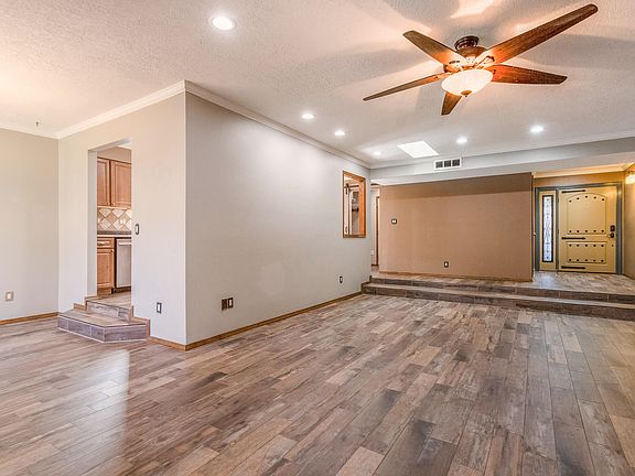 4th image of 5710 Vista Bonita NE