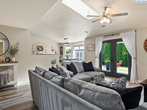 5th image of 4210 Campolina Ln