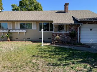 4045 Manhattan Cir, Sacramento, CA 95823